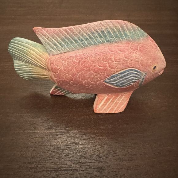 Two Vtg Hand Carved Wooden Tropical Fish Painted Coastal Decor Beach Chic - Picture 8 of 15